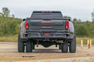Chevrolet Silverado 3500 HD Suspension Lift Kit - Front + Rear - Rough Country - 3.5 Inch Lift Kit + Upper Control Arms + M1 - '20-'24
